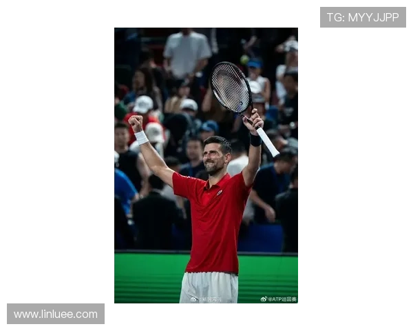 德约科维奇再创纪录豪取赛季第八冠巩固世界第一宝座