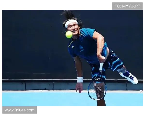 网球赛场风云再起:新星崛起与老将对决精彩纷呈 网球赛场风云再起:新星崛起与老将对决精彩纷呈