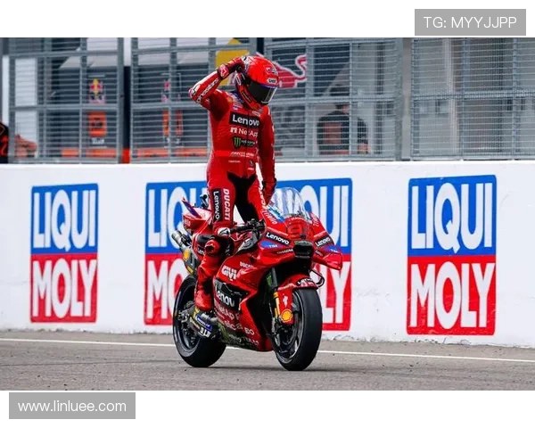 2025赛季MotoGP新规则发布 各车队备战全面升级挑战激烈 2025赛季MotoGP新规则发布 各车队备战全面升级挑战激烈