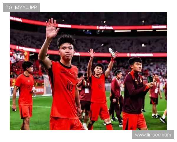 中国足球迎来新篇章,国足备战世预赛目标明确,年轻球员崭露头角 中国足球迎来新篇章,国足备战世预赛目标明确,年轻球员崭露头角